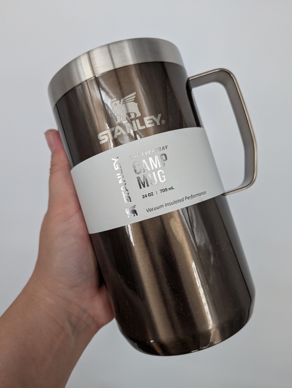 new STANLEY Classic Legendary Camp Mug Cup & lid Coffee 24 OZ Gunmetal shine